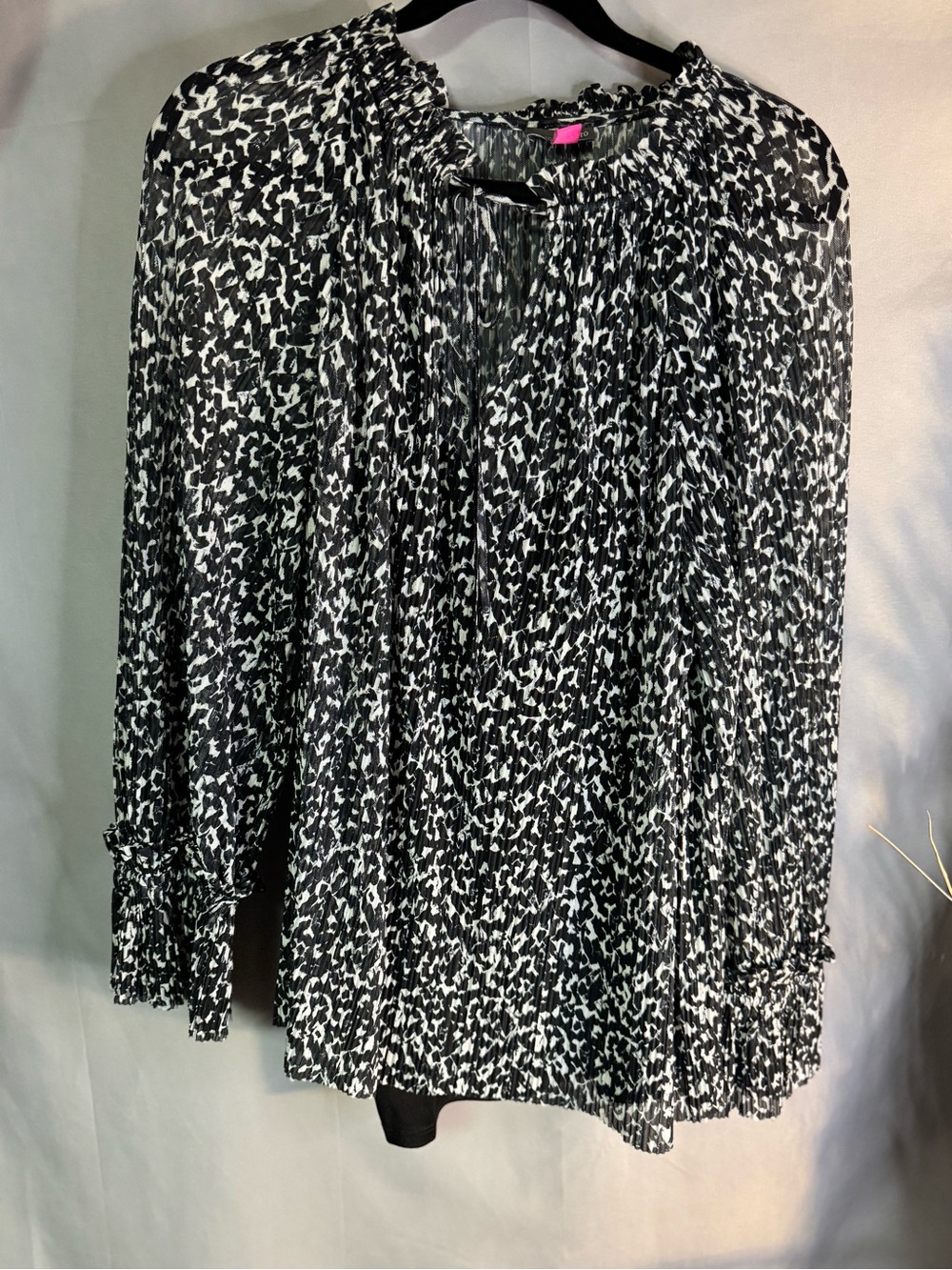 Black & White Printed Women's Blouse